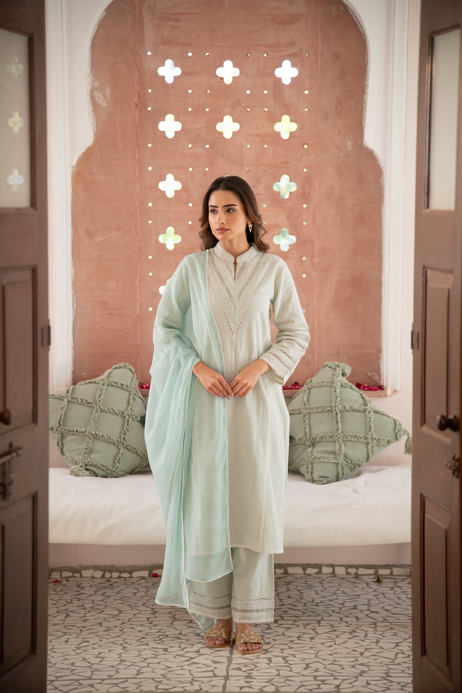 Noor-e-Mint Glam Bow Kurta Set main image 0