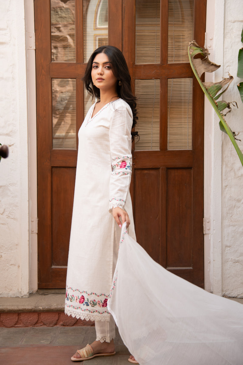 Yasmin Kurta Set