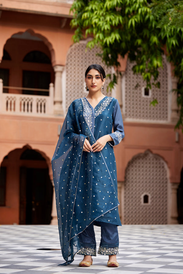 Tara Kurta Set