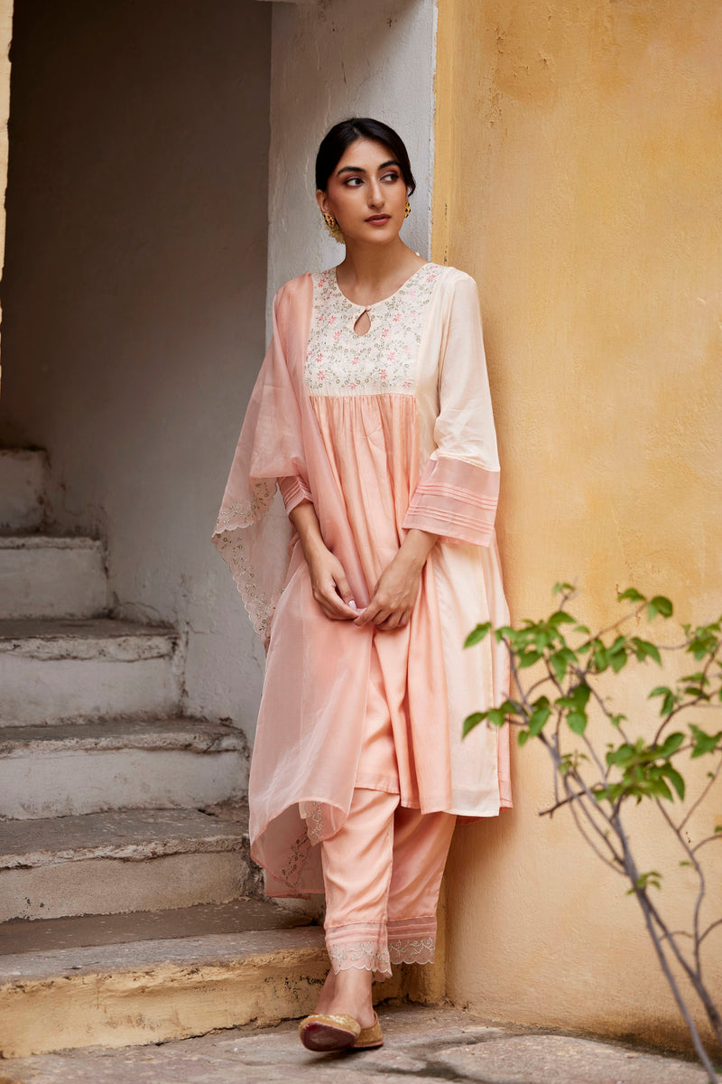 Venya Kurta Set