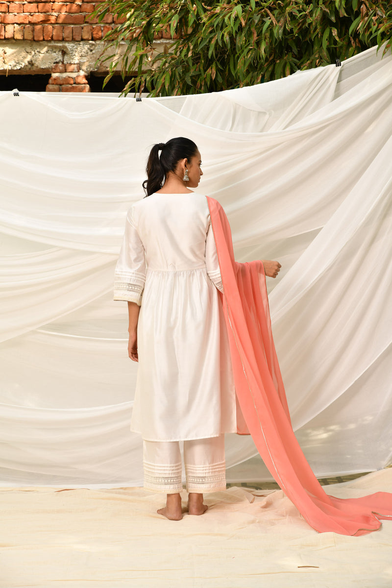 Ahaana Kurta Set